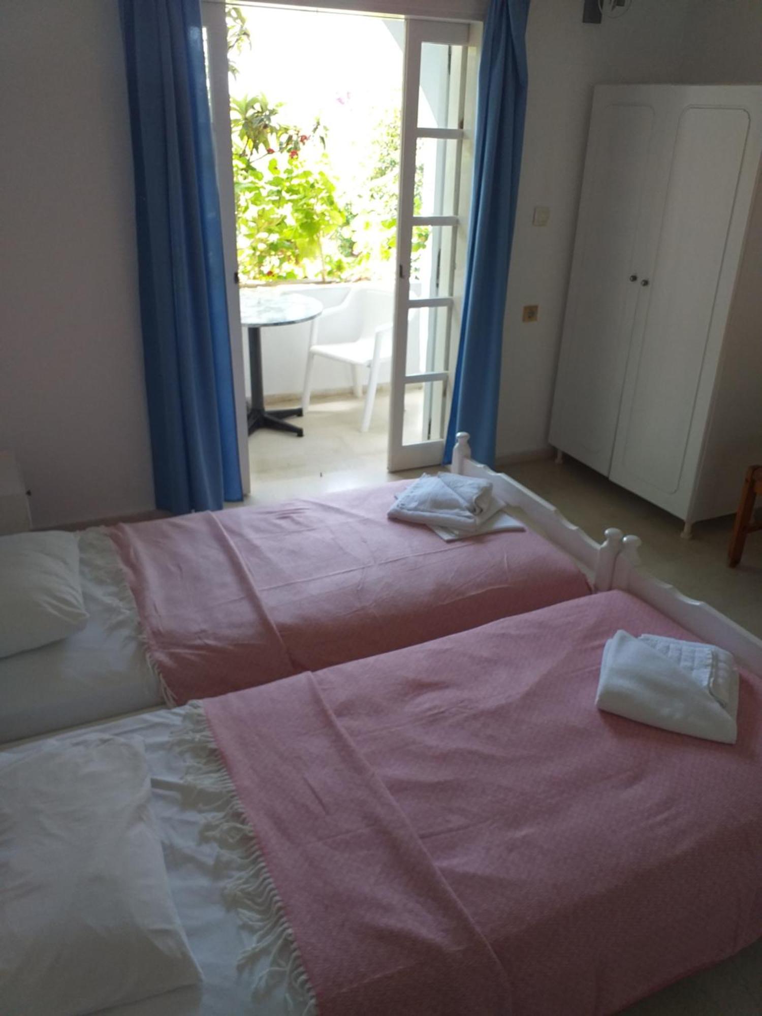 Sigma Hotel Paralia Vrachou Pokoj fotografie