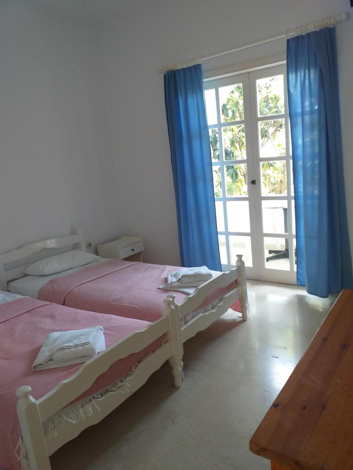 Sigma Hotel Paralia Vrachou Pokoj fotografie